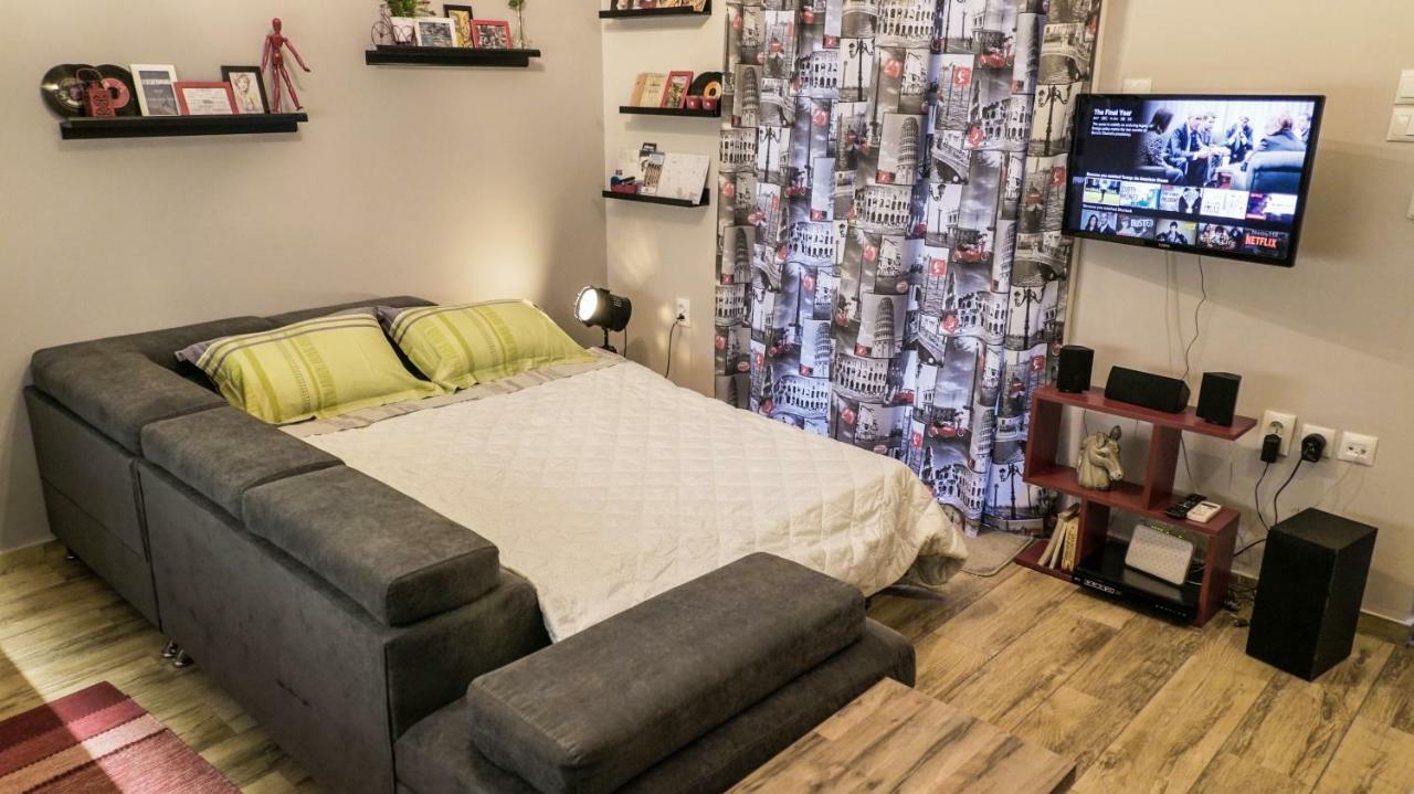 D16-Cosy Downtown Apartment Atena Exterior foto