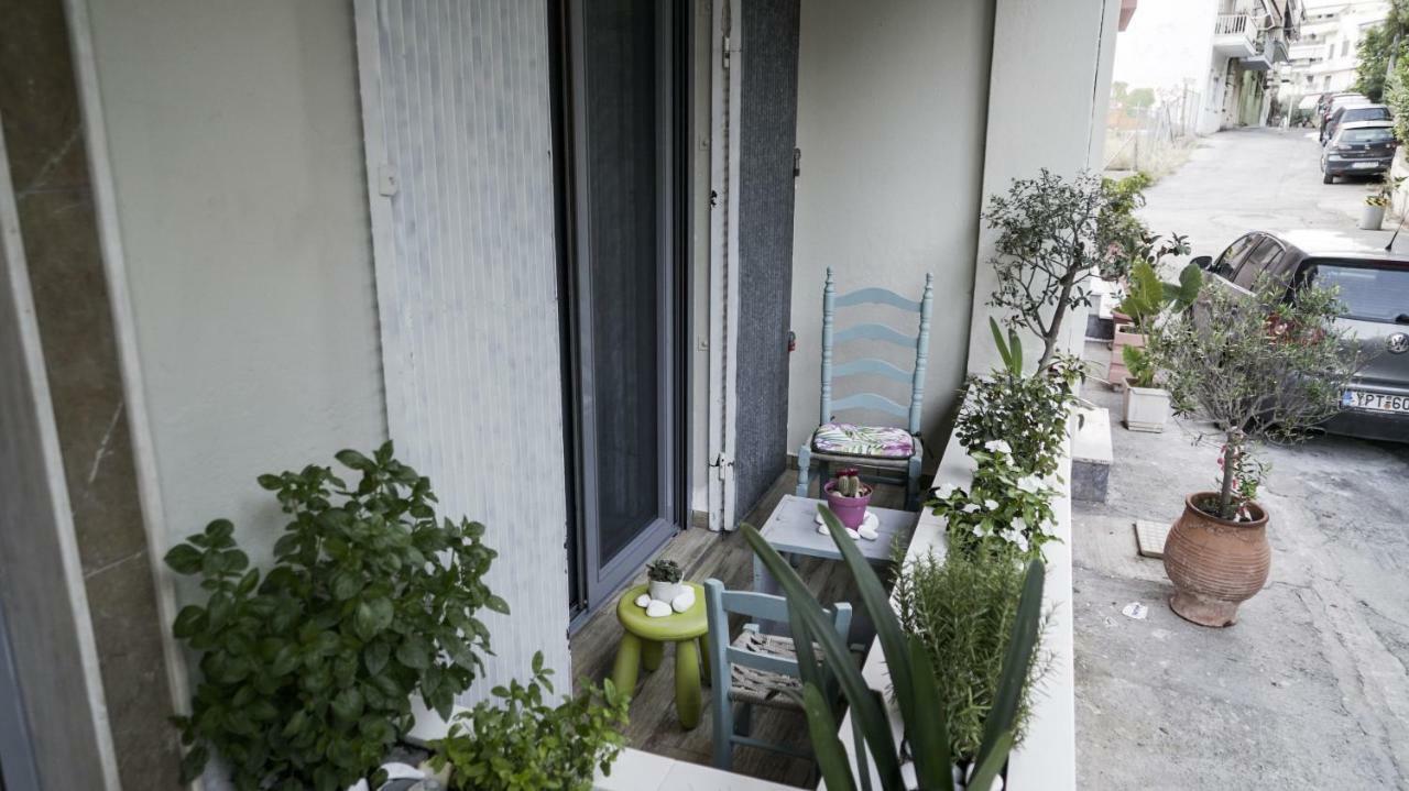 D16-Cosy Downtown Apartment Atena Exterior foto