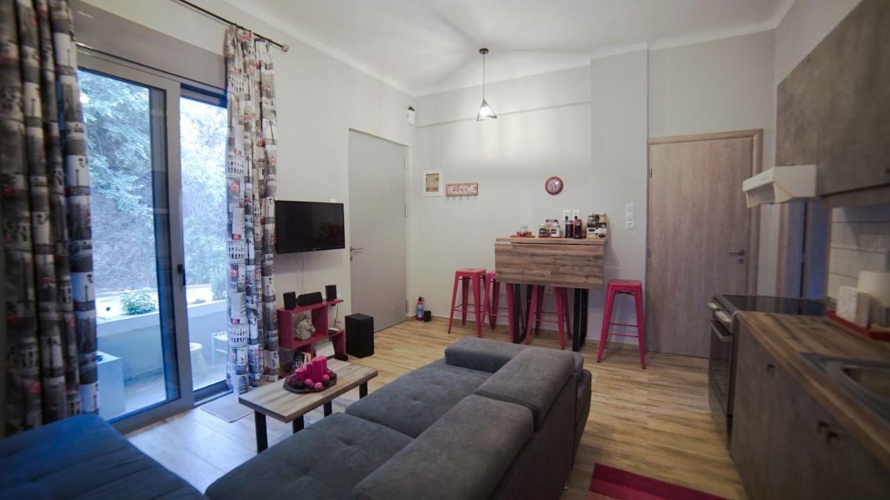 D16-Cosy Downtown Apartment Atena Exterior foto