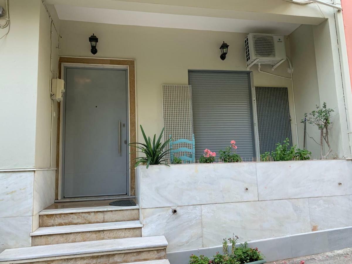 D16-Cosy Downtown Apartment Atena Exterior foto